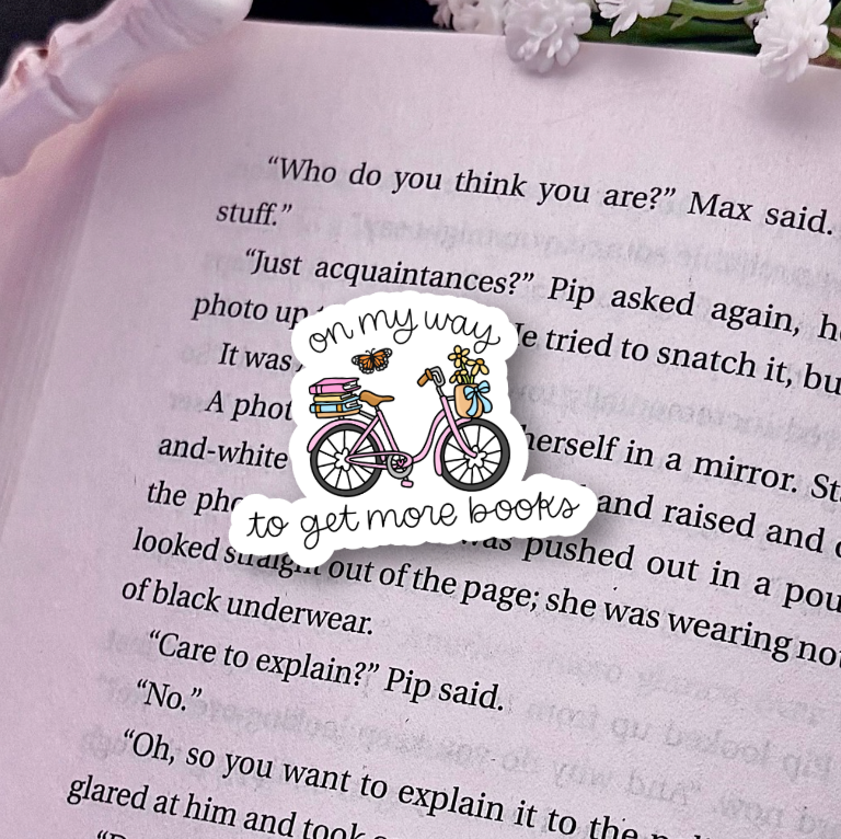 "On My Way to Get More Books"-Sticker