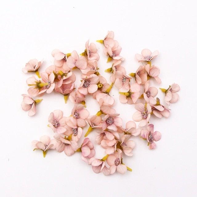 Mini Multicolor 50/100pcs Daisy Flower Head Silk Artificial Flower For Wreaths Craft Scrapbooking Daisy Flower Head Mini Artificial Silk Flower for Crown Scrap Wedding Home Decor Garland Headdress
